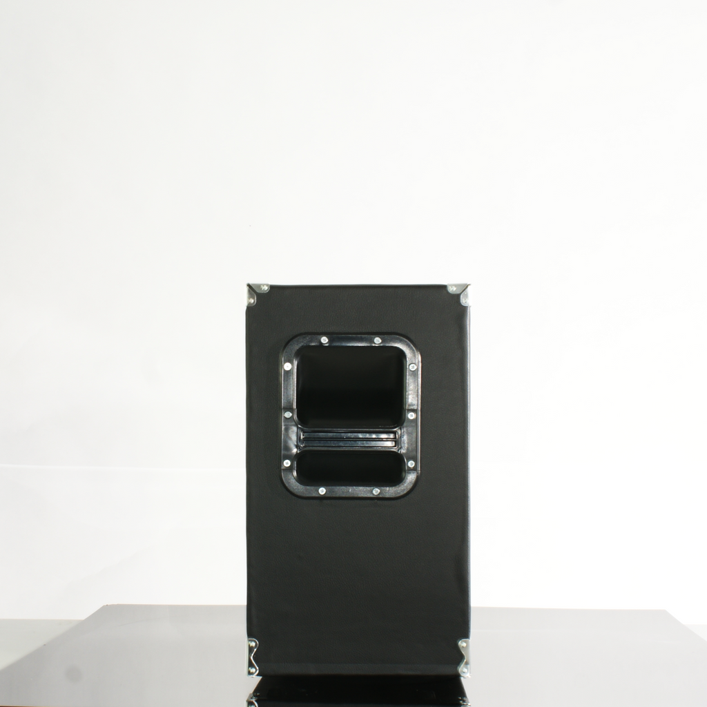 1x15_barebonesAmps_Unloaded_cab_3