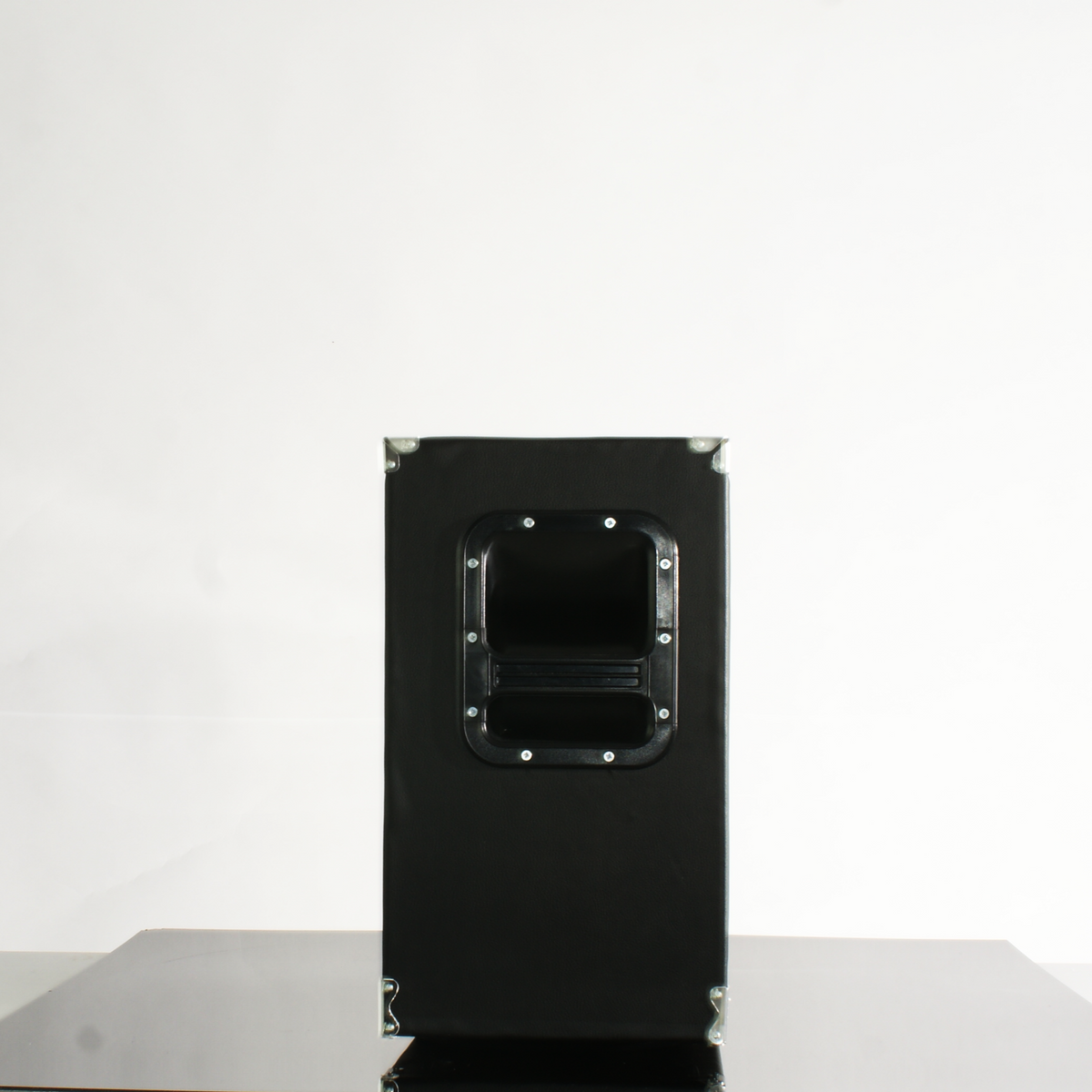 1x15_barebonesAmps_Unloaded_cab_7
