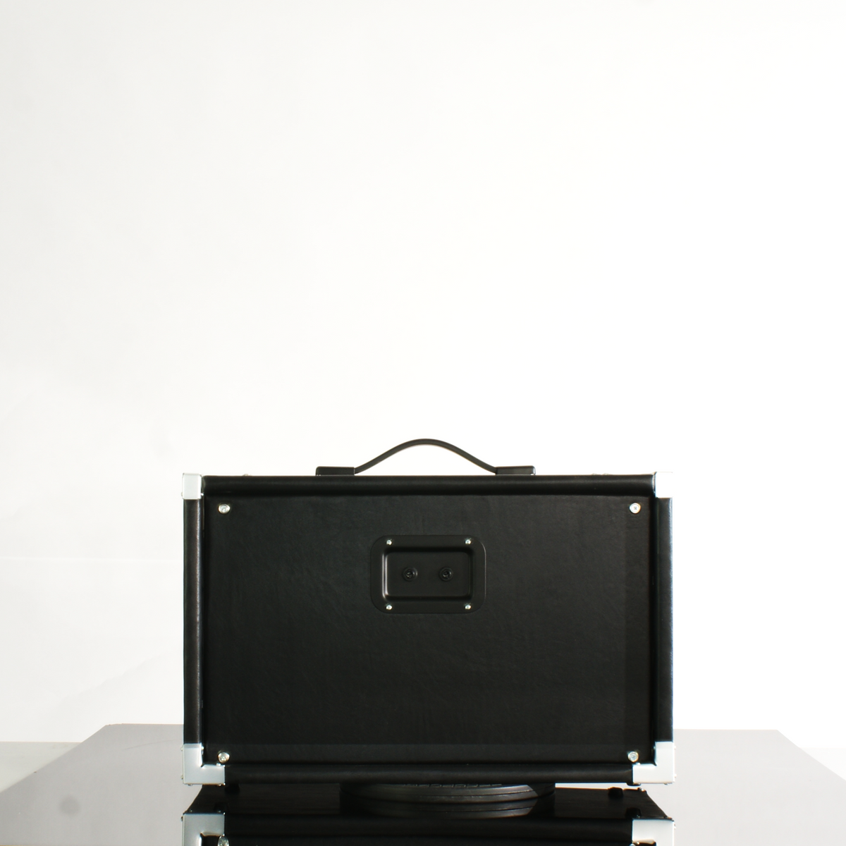 2x8_2x10_barebonesAmps_Unloaded_cab_5