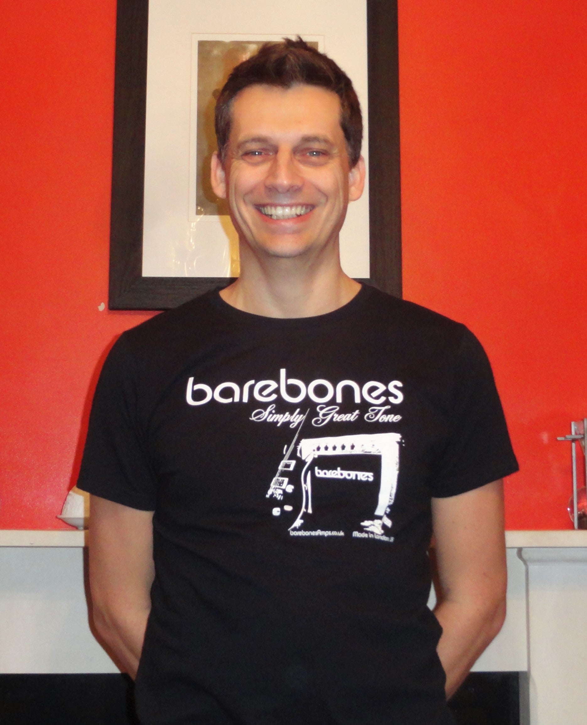 barebones T Shirt Fitted Black Model